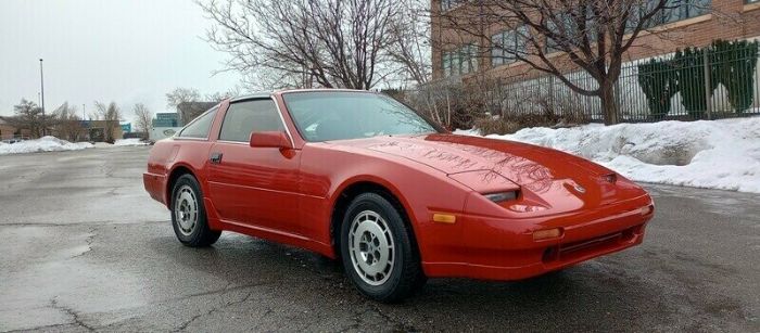 Nissan-300z-1987-Red-Gray
