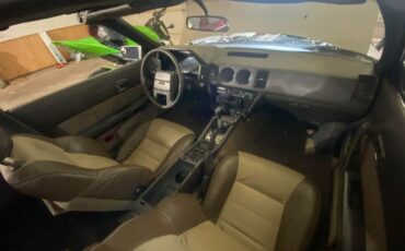 Nissan-300zx-1984-Gold-Brown-2