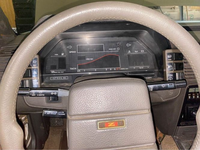 Nissan-300zx-1984-Gold-Brown-7