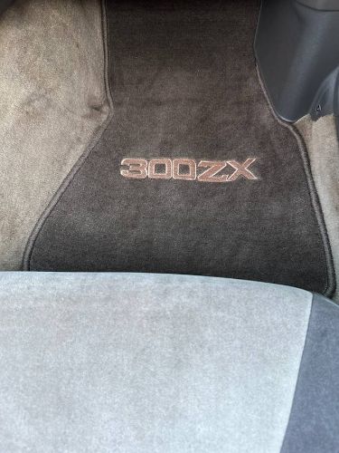 Nissan-300zx-1985-Gray-4