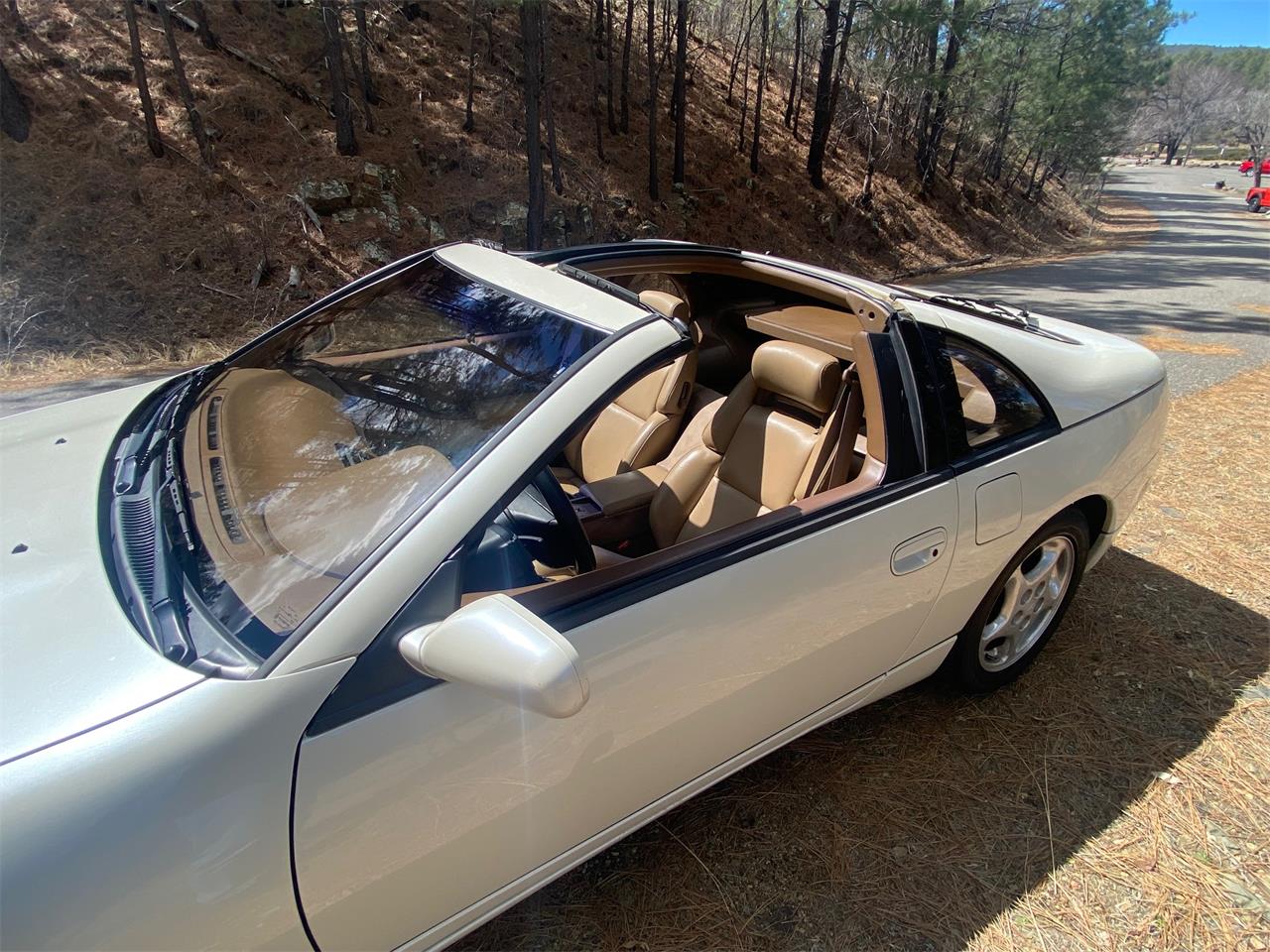 Nissan-300zx-1993-Pearl-White-Tan-Leather-11