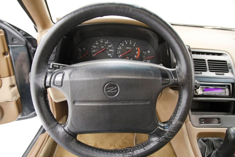 Nissan-300zx-1994-Black-Emerald-Pearl-Camel-24