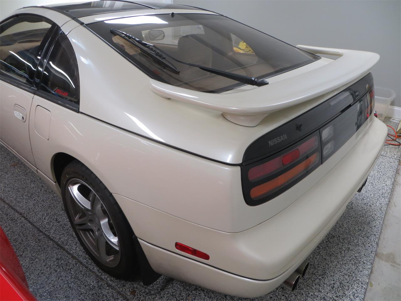 Nissan-300zx-1994-Pearl-White-Metallic-Beige-1