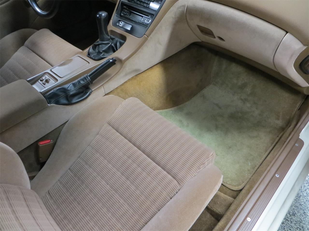 Nissan-300zx-1994-Pearl-White-Metallic-Beige-13