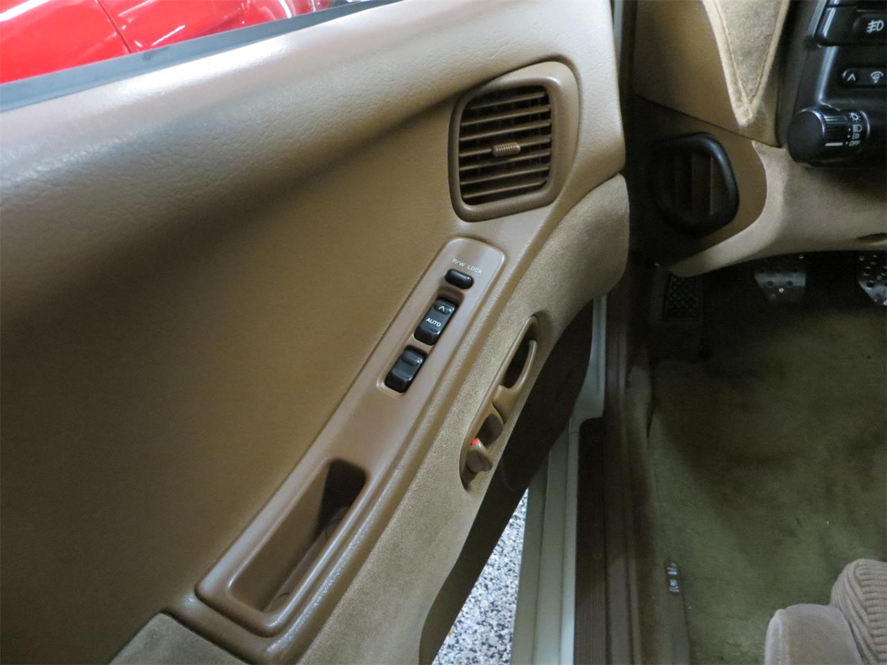 Nissan-300zx-1994-Pearl-White-Metallic-Beige-14