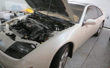 Nissan-300zx-1994-Pearl-White-Metallic-Beige-4