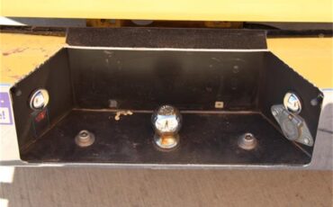Nissan-720-1985-Yellow-Brown-16