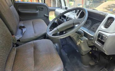 Nissan-Atlas-100-diesel-1992-3