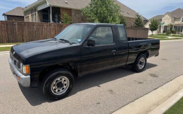 Nissan-D21-hardbody-1993-black