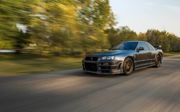 Nissan-GT-R-1991-Coupe-10