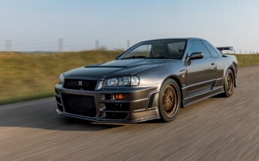 Nissan-GT-R-1991-Coupe-16