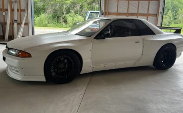 Nissan-GT-R-1992-Coupe
