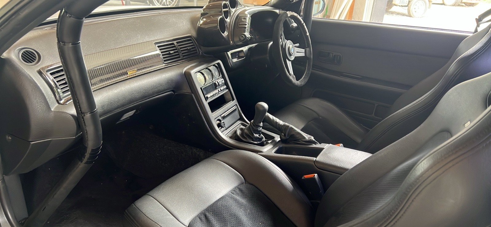 Nissan-GT-R-1992-Coupe-4