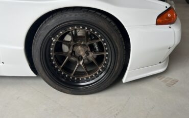 Nissan-GT-R-1992-Coupe-8