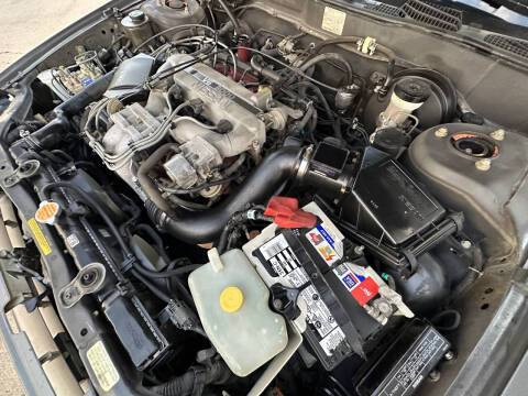 Nissan-Maxima-1989-grey-10