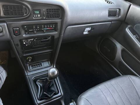 Nissan-Maxima-1989-grey-17