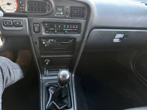 Nissan-Maxima-1989-grey-18