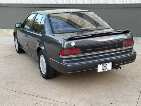 Nissan-Maxima-1989-grey-2