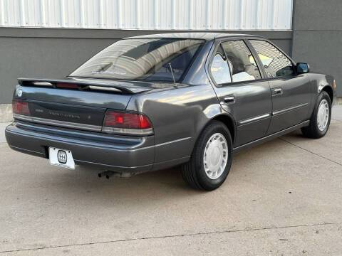 Nissan-Maxima-1989-grey-3