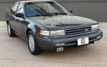 Nissan-Maxima-1989-grey-4