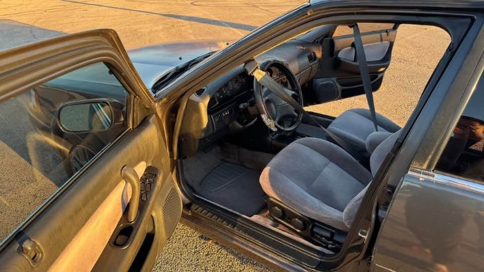 Nissan-Maxima-1993-Gray-Gray-12