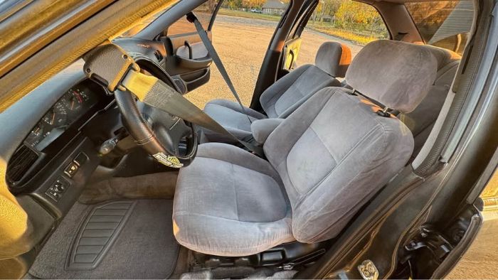 Nissan-Maxima-1993-Gray-Gray-13