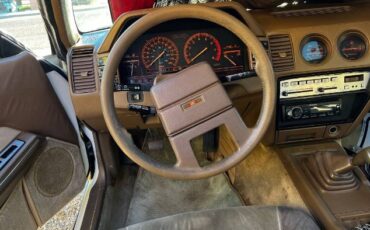 Nissan-Other-1984-White-3