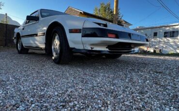 Nissan-Other-1984-White-5
