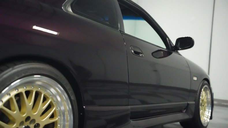 Nissan-Other-1993-Midnight-Purple-Meta-Gray-25