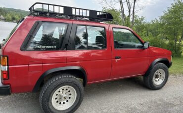 Nissan-Pathfinder-1992-1