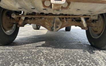 Nissan-Pathfinder-1992-17