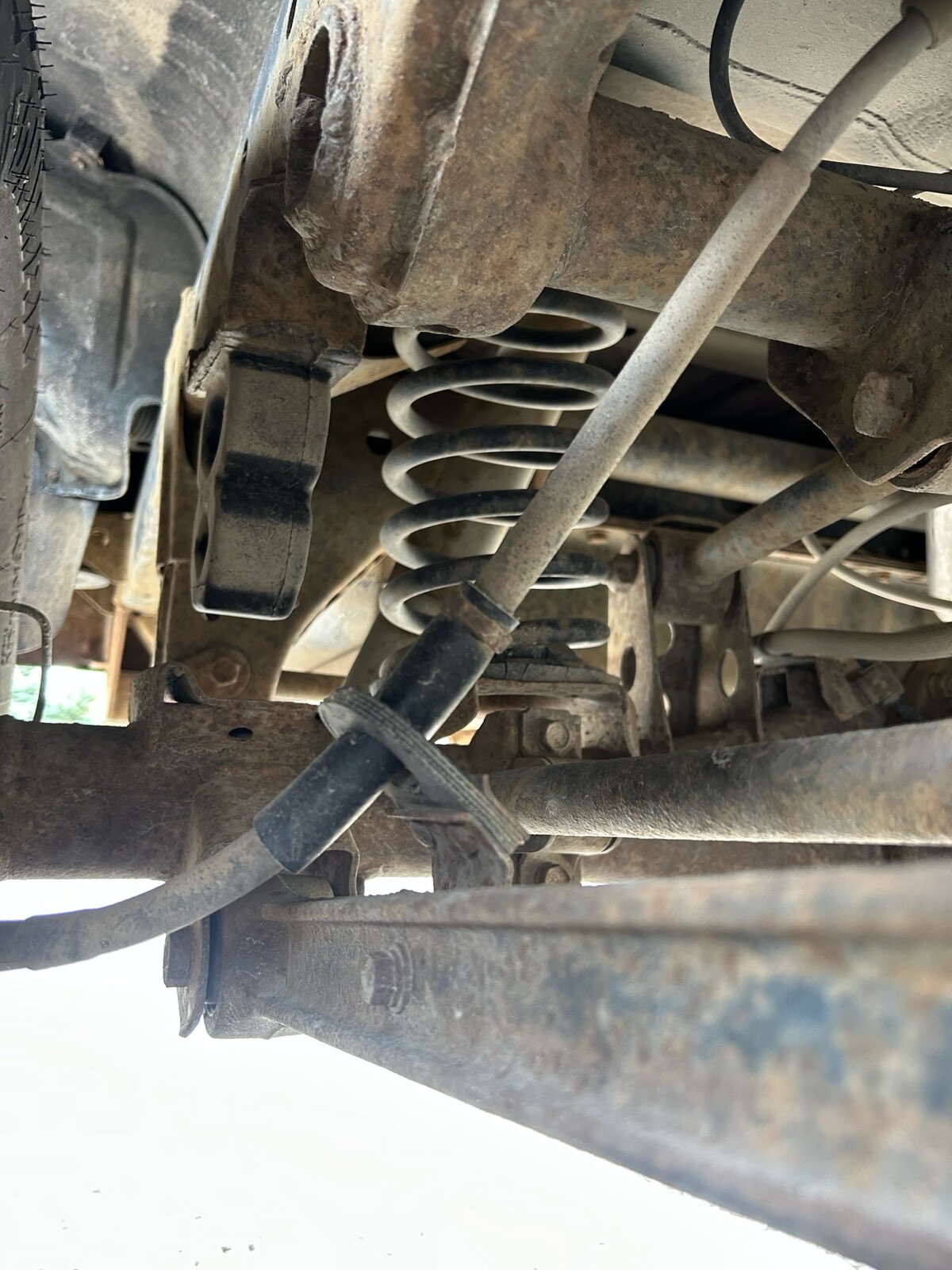 Nissan-Pathfinder-1992-18