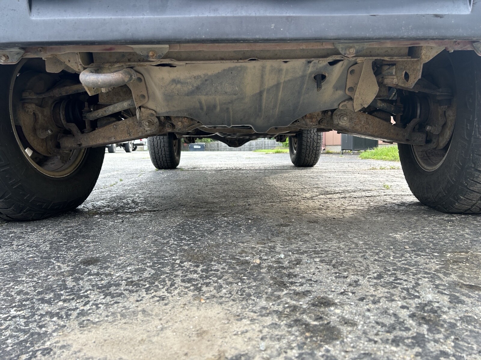 Nissan-Pathfinder-1992-23