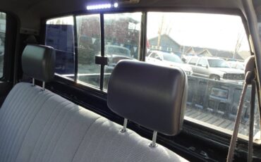 Nissan-Pickup-xe-1994-green-14