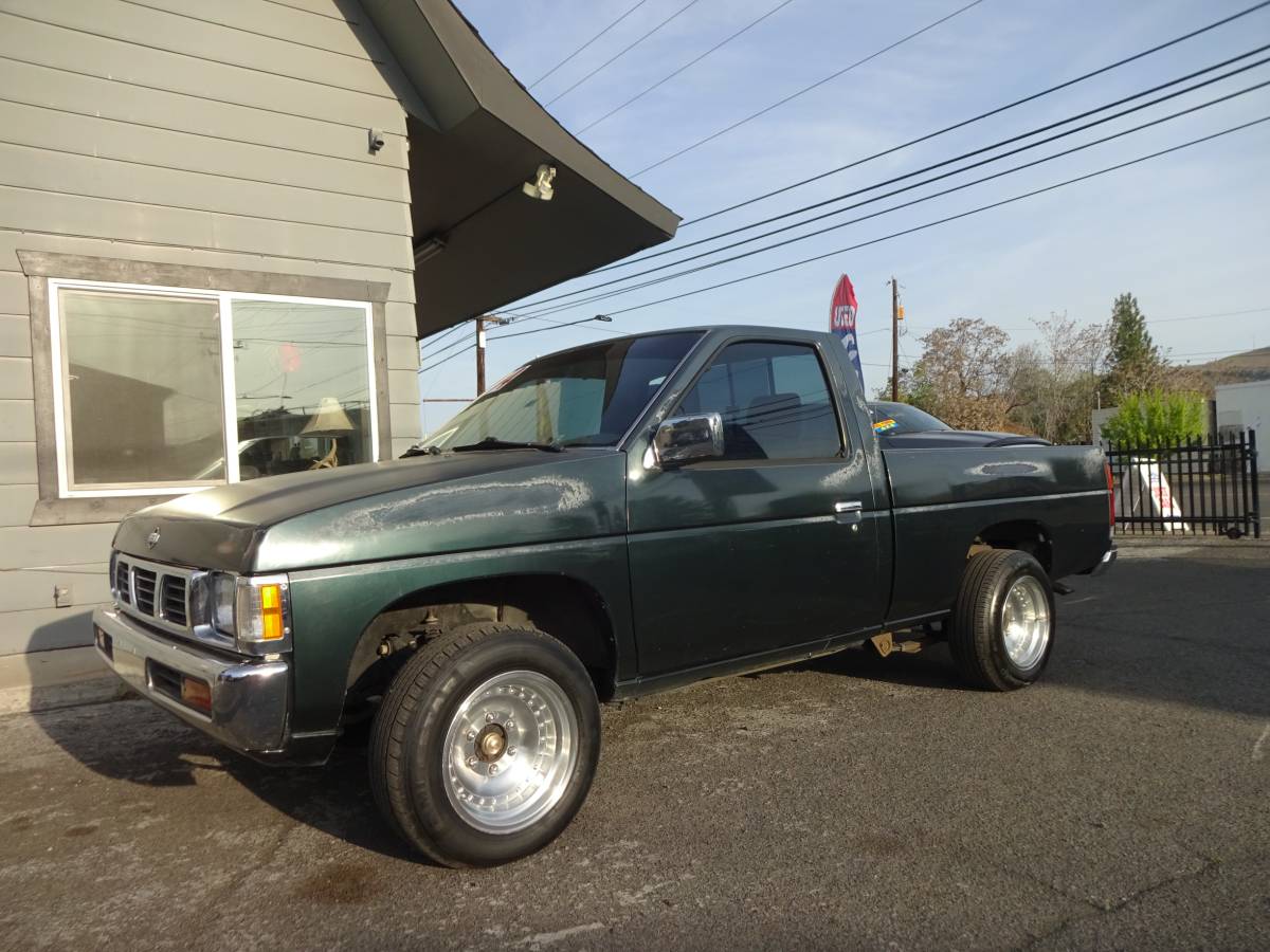 Nissan-Pickup-xe-1994-green