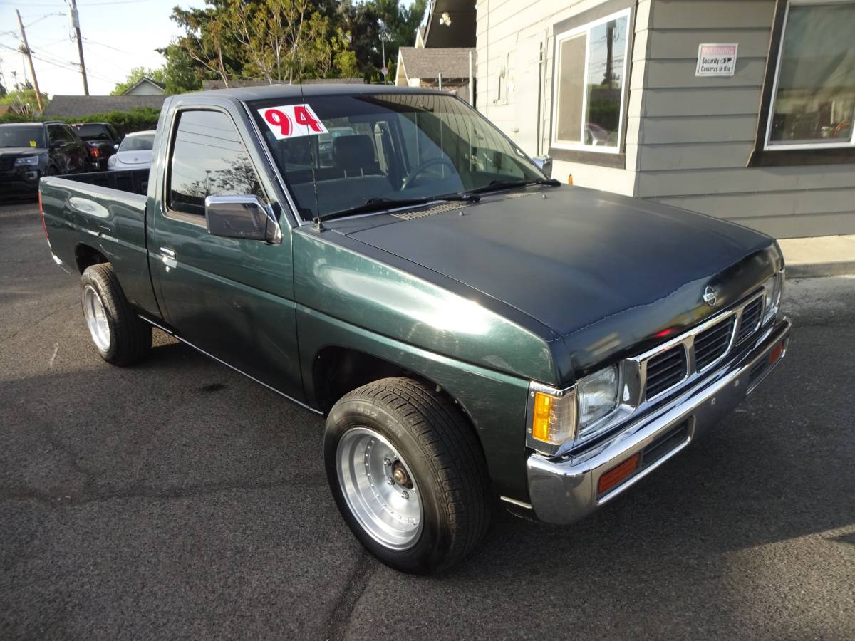 Nissan-Pickup-xe-1994-green-5