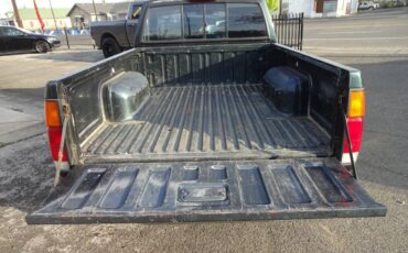 Nissan-Pickup-xe-1994-green-7