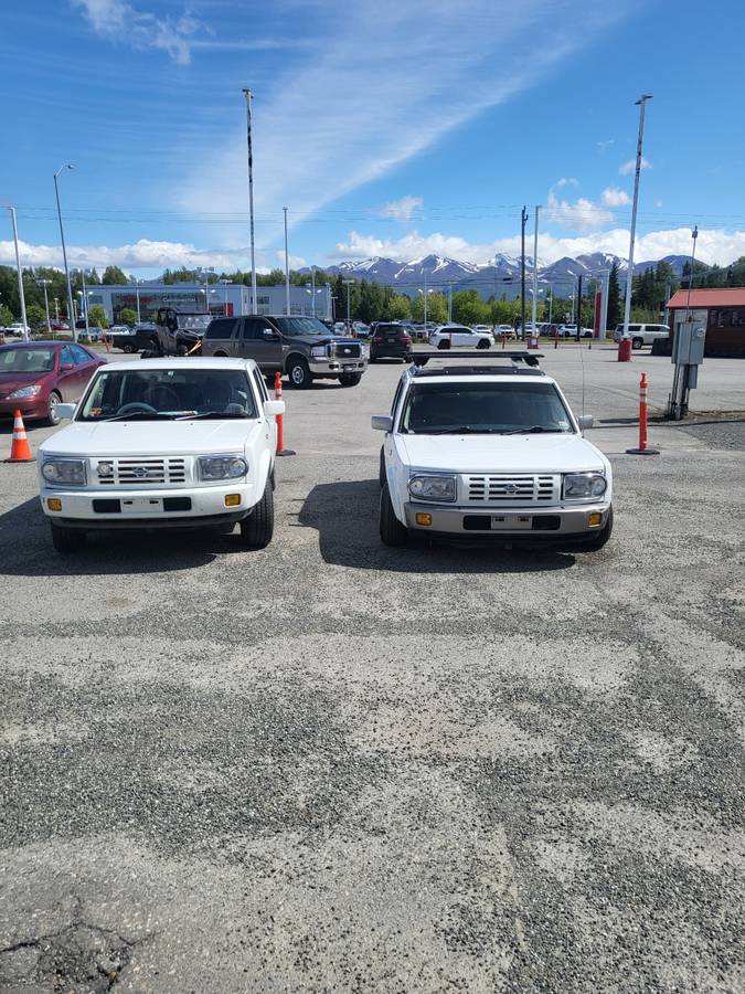 Nissan-Rasheen-1995-white-1