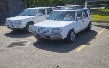 Nissan-Rasheen-1995-white-2