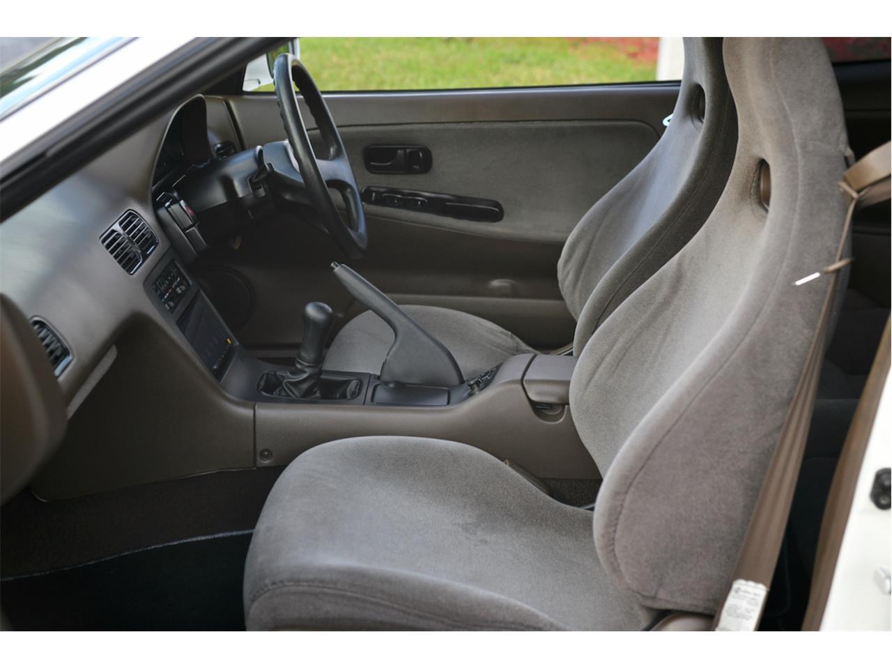 Nissan-Silvia-1990-White-Brown-11