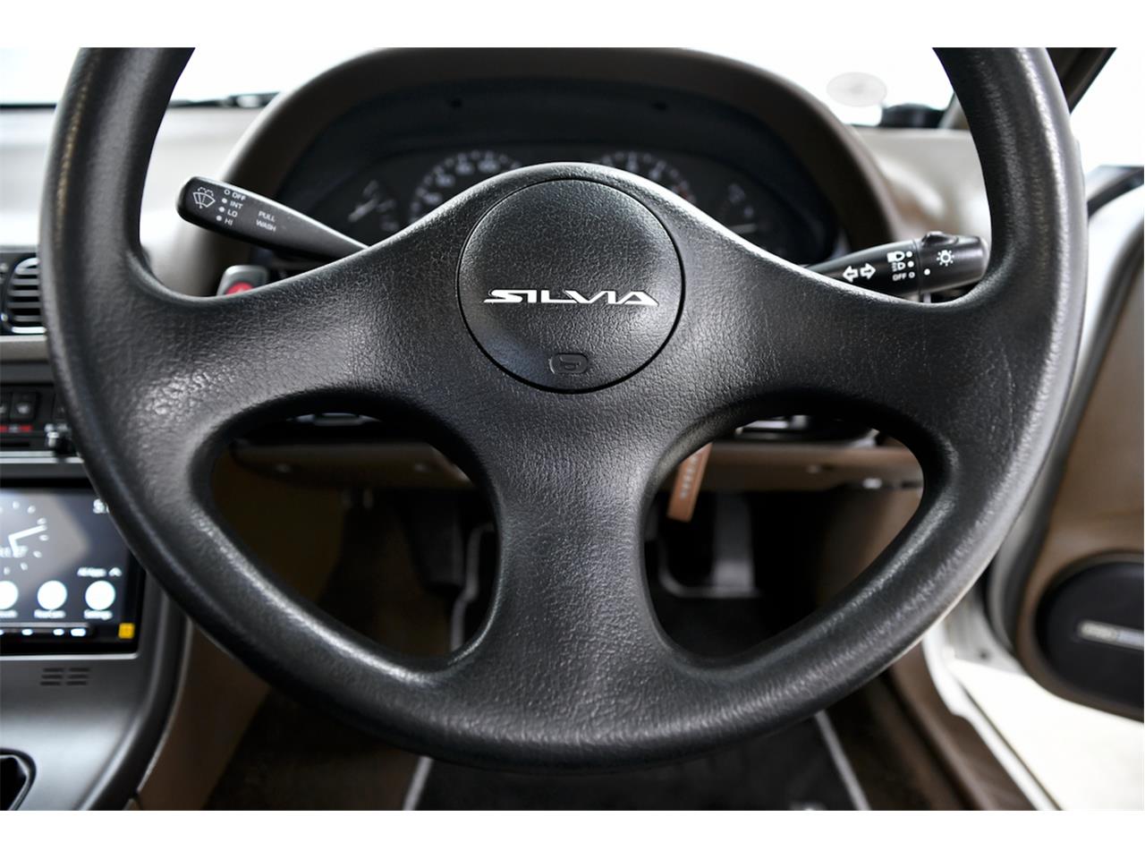Nissan-Silvia-1990-White-Brown-14