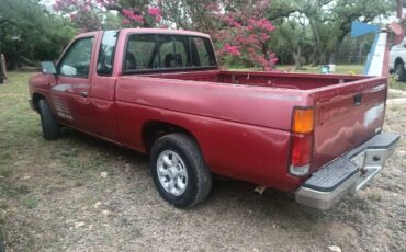 Nissan-Truck-xe-1993-red-1