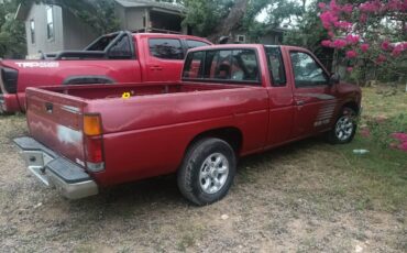 Nissan-Truck-xe-1993-red-5