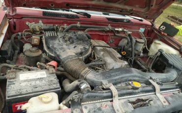 Nissan-Truck-xe-1993-red-7