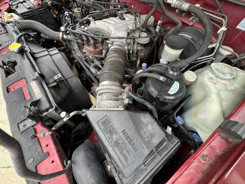 Nissan-Truck-xe-1995-red-17