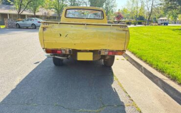 Nissan-datsun-620-1973-yellow-5