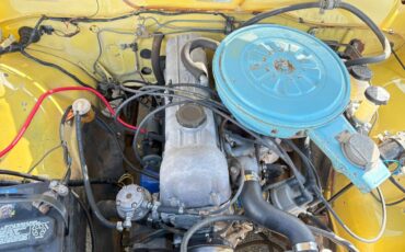 Nissan-datsun-620-1973-yellow-9