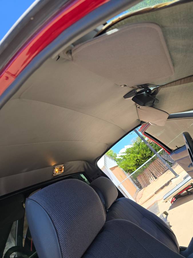 Nissan-hardbody-pickup-1994-red-17