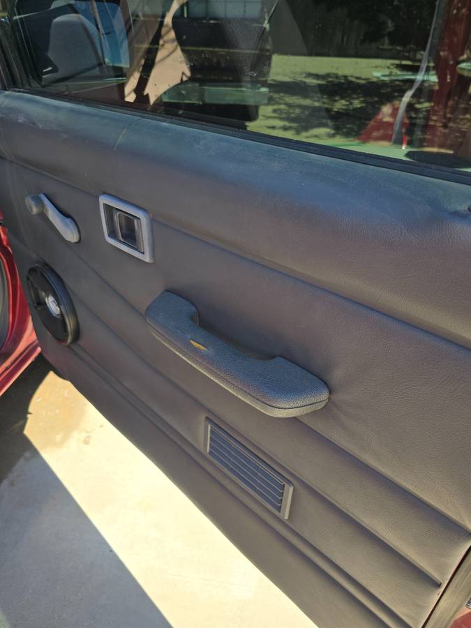 Nissan-hardbody-pickup-1994-red-23