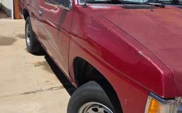Nissan-hardbody-pickup-1994-red-3